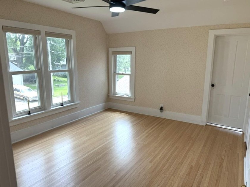 Charm and Comfort!!! This beautifully updated and well cared for - photo 23