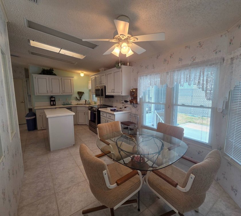 COMMUNITY: Sought after community which sits on the Harris Chain - photo 6