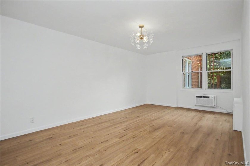 Welcome to your new home. This beautiful and totally renovated 2 - photo 2