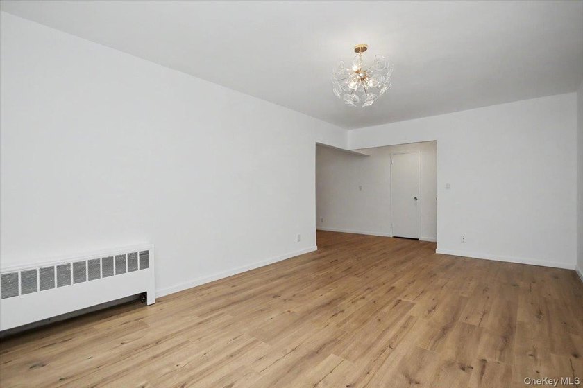 Welcome to your new home. This beautiful and totally renovated 2 - photo 4
