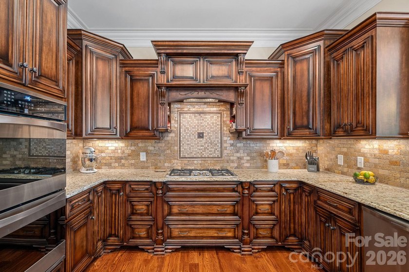 Discover the space, flexibility, and golf-course community - photo 19