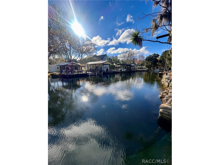Rare opportunity to secure a prime waterfront property in Old - photo 2