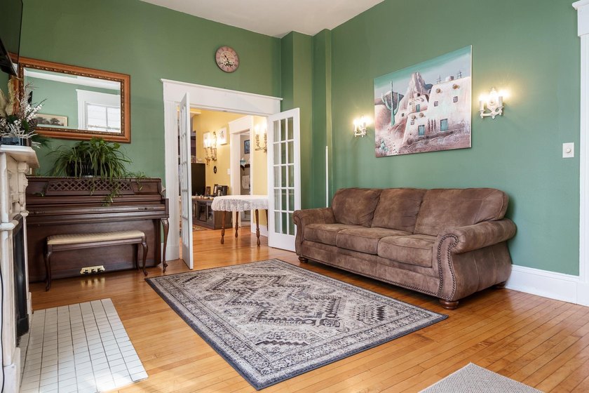 A truly rare opportunity to own an iconic Italianate estate - photo 19