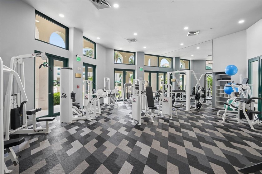 AMAZING OPPORTUNITY to own the largest 2 bedroom, 2 bath condo - photo 25