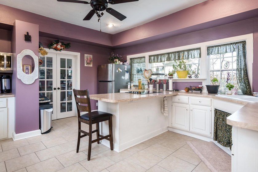 A truly rare opportunity to own an iconic Italianate estate - photo 26