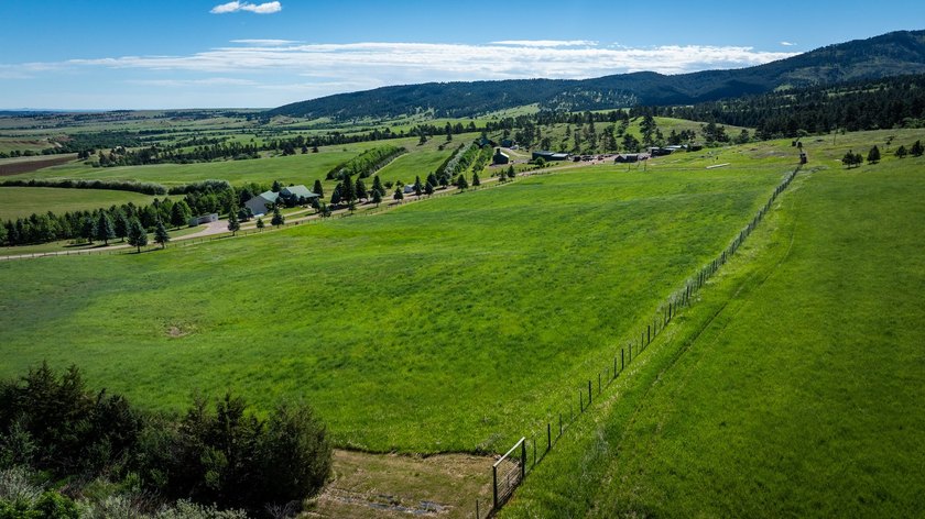 Bear Ridge Compound is a 120-acre turnkey property on Bear Ridge - photo 44