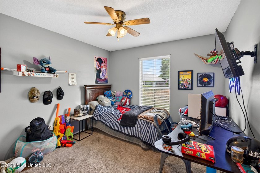 This exceptional 3-bedroom,2 bath home boasts a split floor plan - photo 18