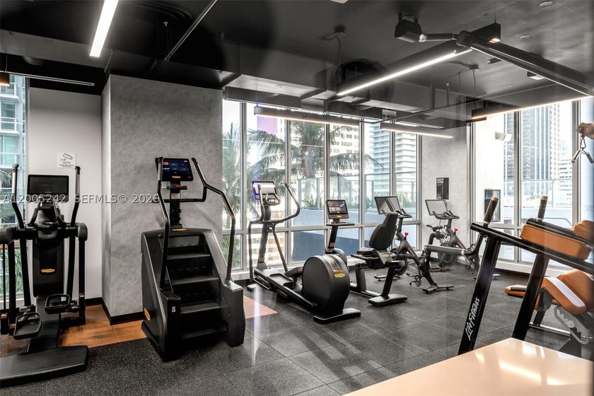 Turnkey 1-bedroom, 1-bath residence at YOTELPAD Miami in the - photo 21