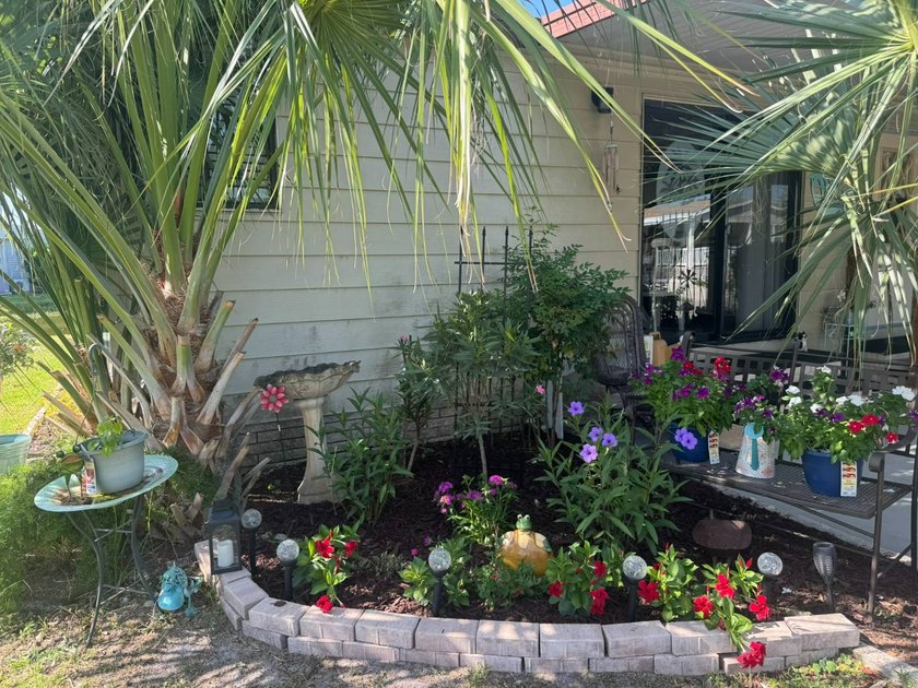 If you are looking for a home with rustic charm, this one is - photo 4