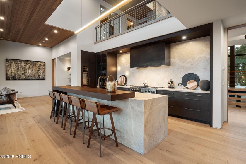 A custom luxury ski home and Forbes Five-star service await you - photo 11