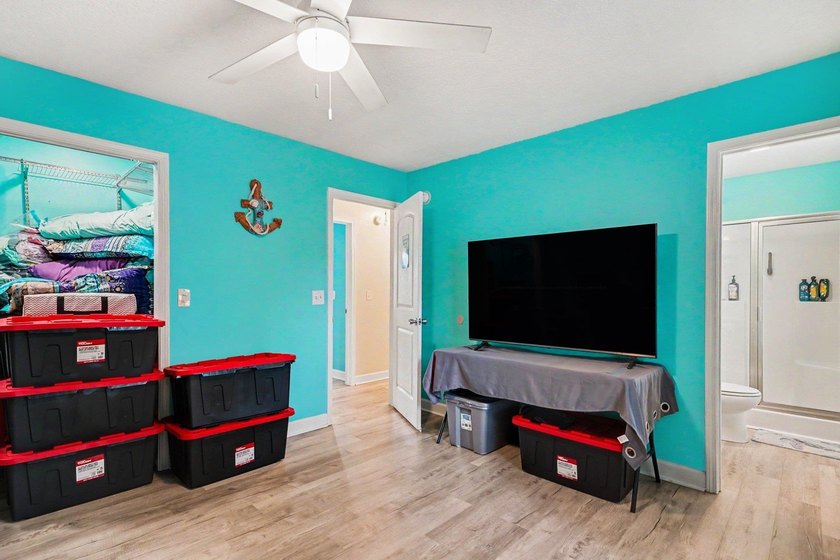 This well-maintained 3-bedroom, 2-bath home in Bristol Pines - photo 12