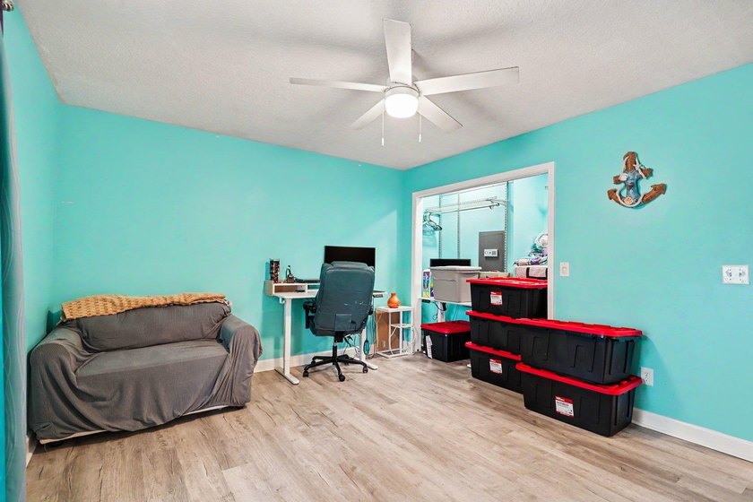 This well-maintained 3-bedroom, 2-bath home in Bristol Pines - photo 13