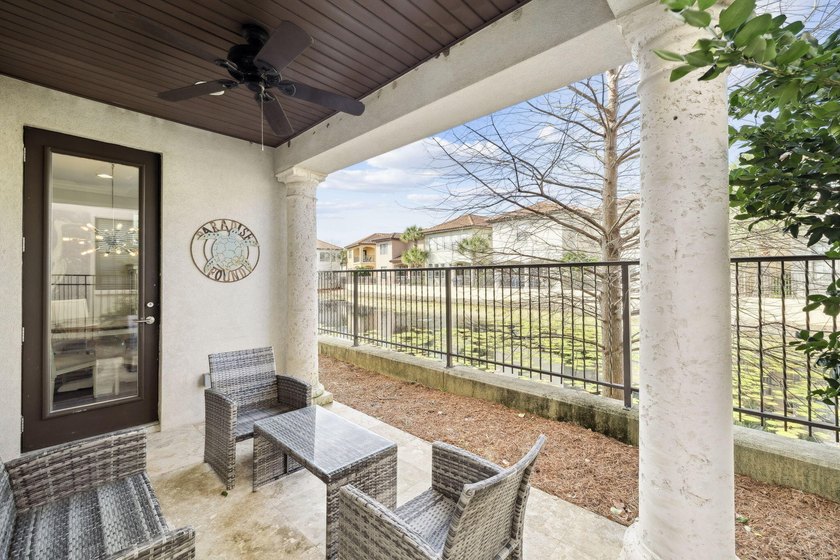 Welcome to this beautifully appointed 4-bedroom, 4-bathroom - photo 15