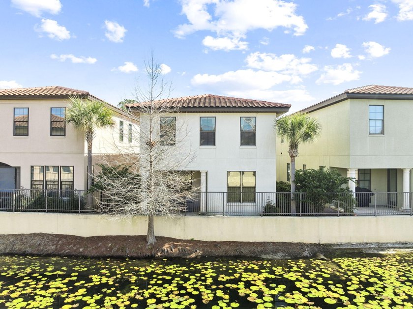 Welcome to this beautifully appointed 4-bedroom, 4-bathroom - photo 16