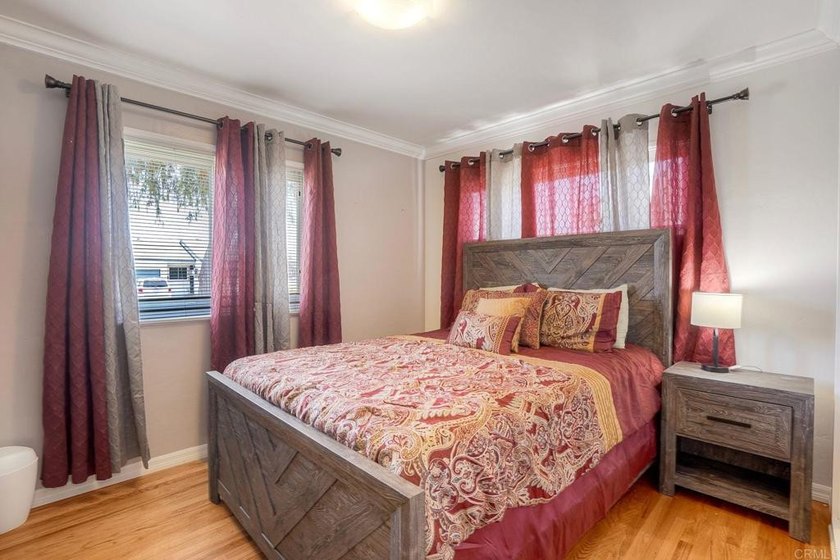 Welcome to this beautiful 4 bedroom, 1.5 bath home featuring a - photo 24