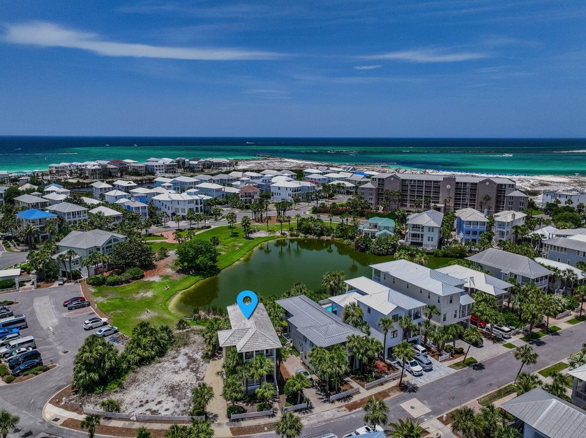 Stunning Lakefront Home in Destin Pointe. Experience luxury - photo 45