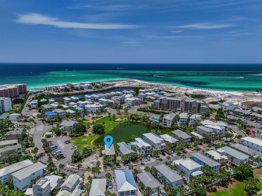 Stunning Lakefront Home in Destin Pointe. Experience luxury - photo 48