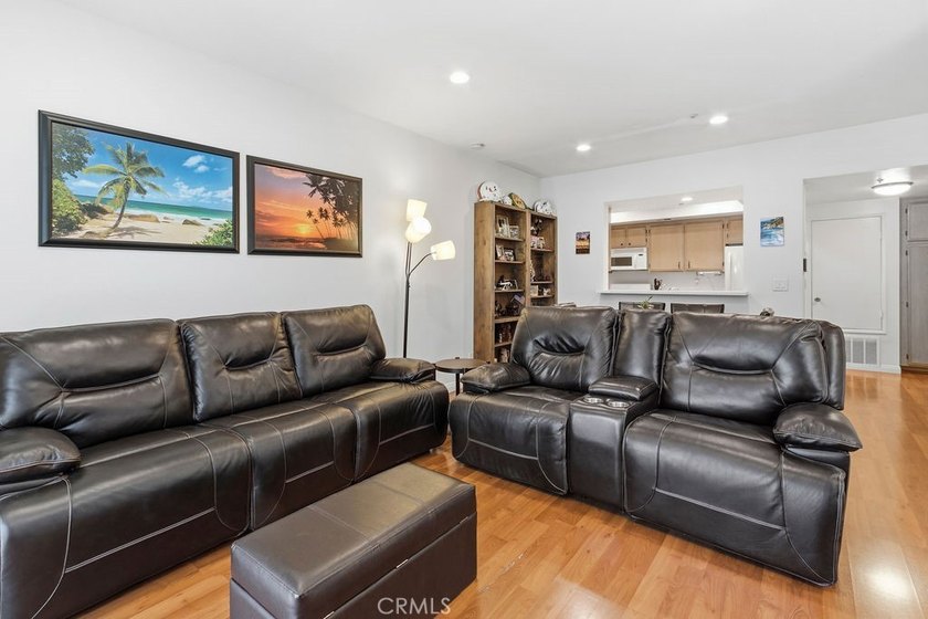 Fantastic Greenbrier Terraces Condo with a 2 Car garage - photo 5
