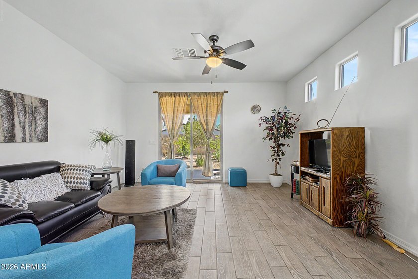 Welcome to this beautifully maintained 3x2 home that perfectly - photo 7