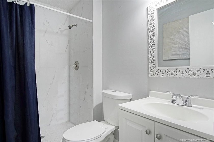 Welcome home to this 3 bedroom 2 bath 2 car garage with Pool - photo 14