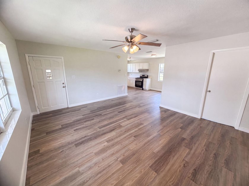308 30th - photo 3