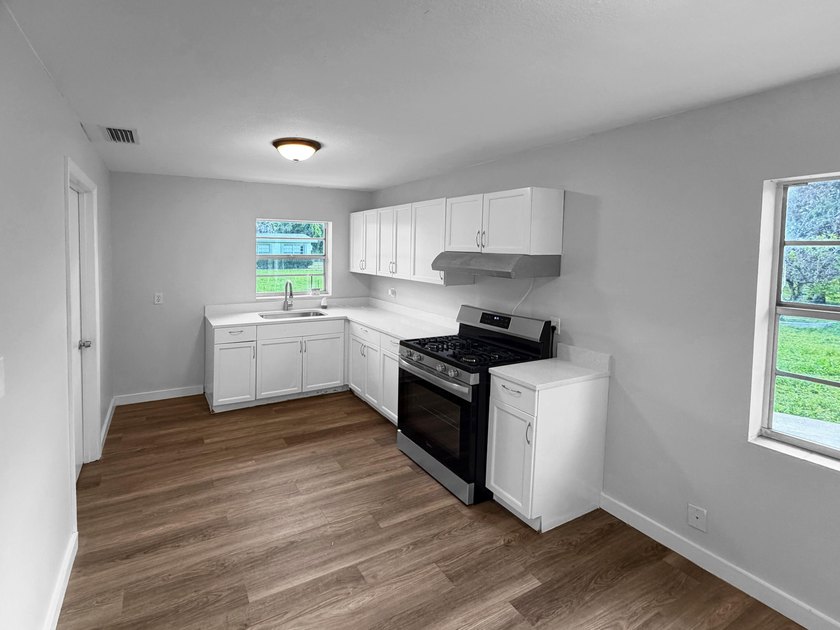 308 30th - photo 10