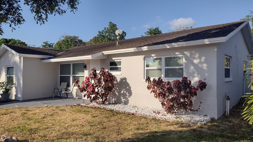 Move-in ready 3-bedroom, 2-bath home with a Additional room with - photo 11