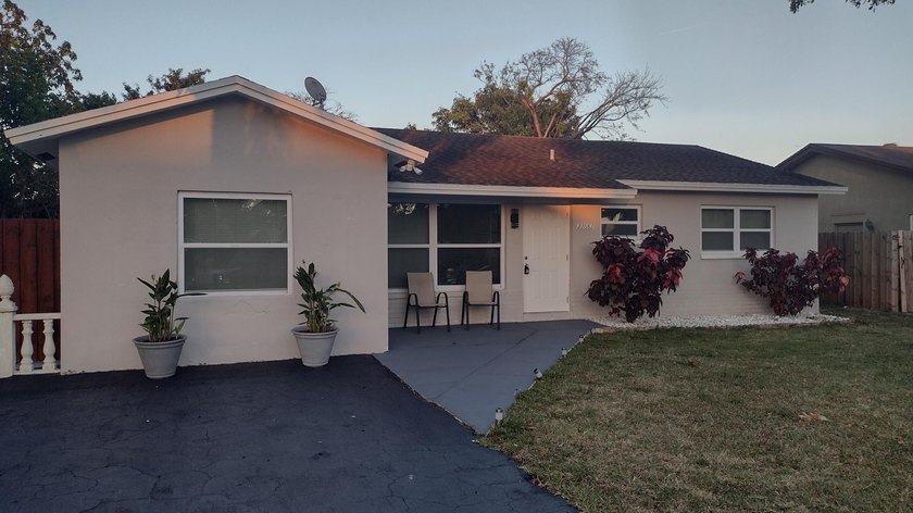 Move-in ready 3-bedroom, 2-bath home with a Additional room with - photo 13