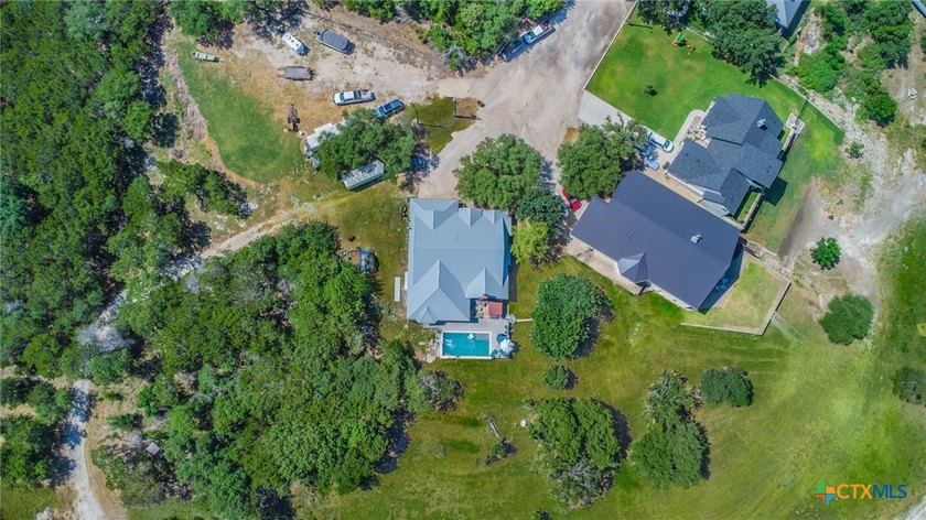 One of a kind Lake Belton property, 1.7 acres with access to the - photo 15