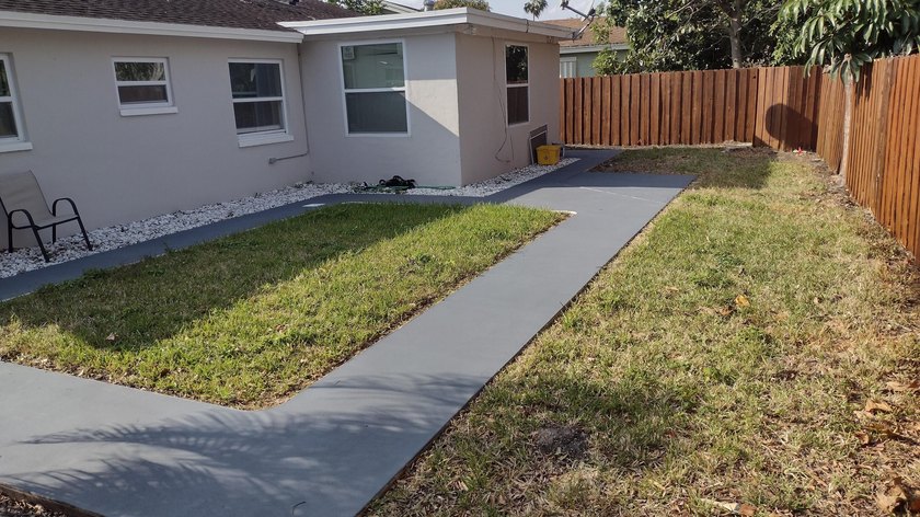 Move-in ready 3-bedroom, 2-bath home with a Additional room with - photo 16
