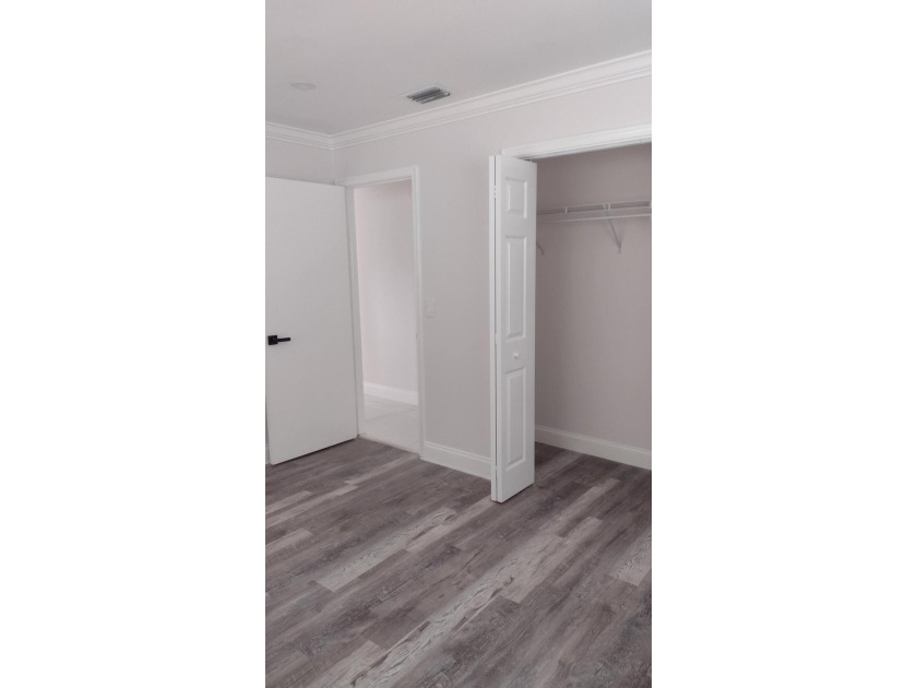 Move-in ready 3-bedroom, 2-bath home with a Additional room with - photo 19