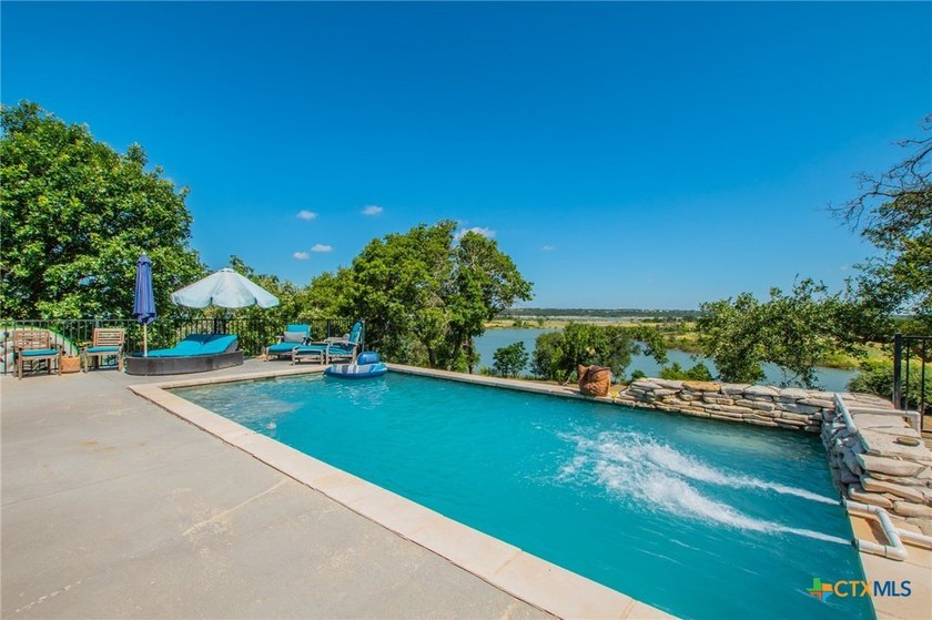 One of a kind Lake Belton property, 1.7 acres with access to the - photo 34