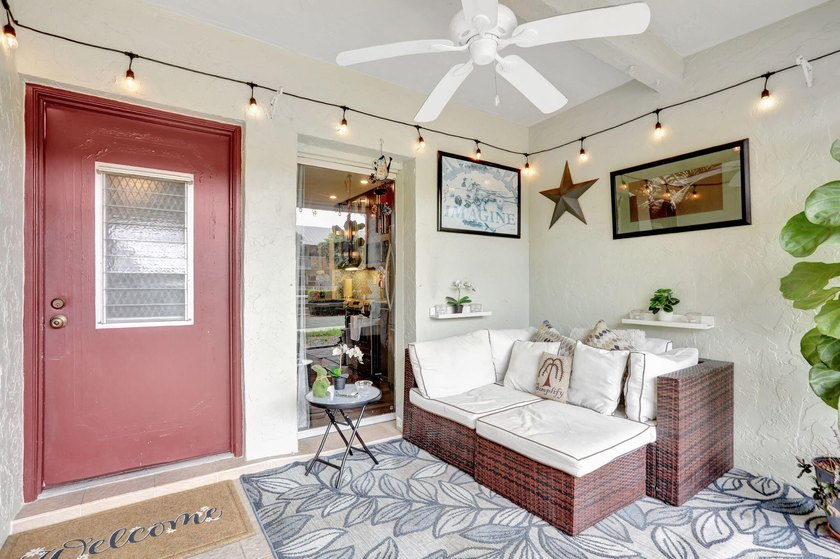 Move-in ready and thoughtfully updated, this charming 2-bed - photo 3