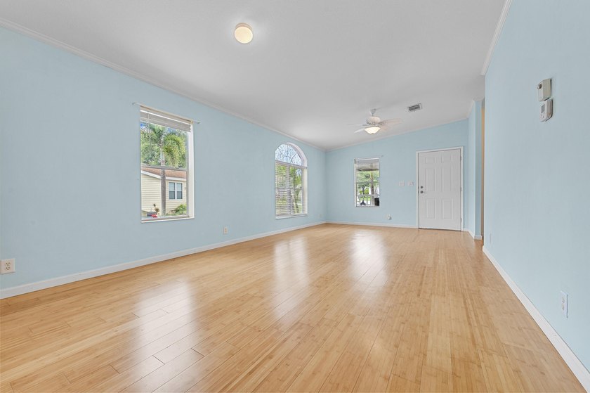 Welcome to this charming 3-bedroom, 2-bathroom waterfront home - photo 12