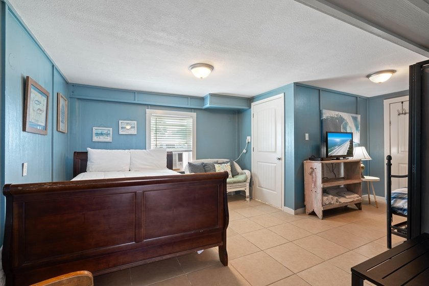 Welcome to your ultimate coastal retreat in Rockport, TX! This - photo 34
