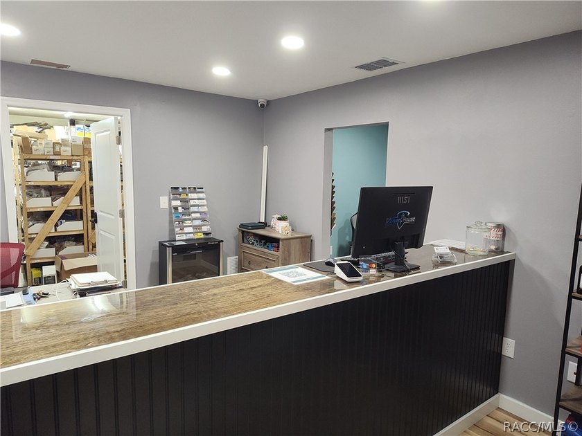 Rare opportunity to acquire two commercial GNC buildings in one - photo 15