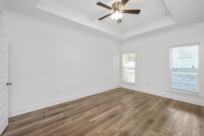 Conveniently located in the heart of Niceville, this beautifully - photo 12