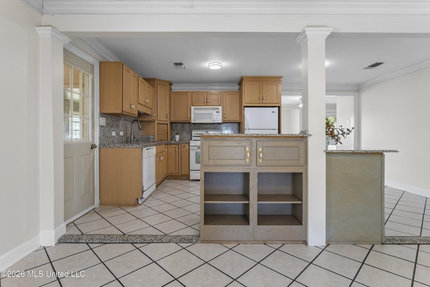 Own your own piece of paradise near the beach! This spacious - photo 17