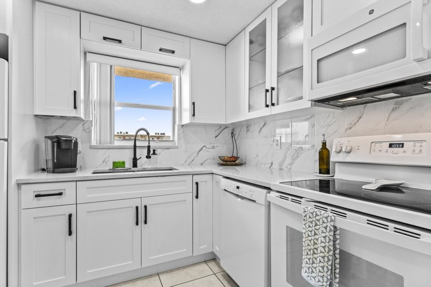 Upgraded 55+ Community Apartment - Resort-Style Living! This - photo 3