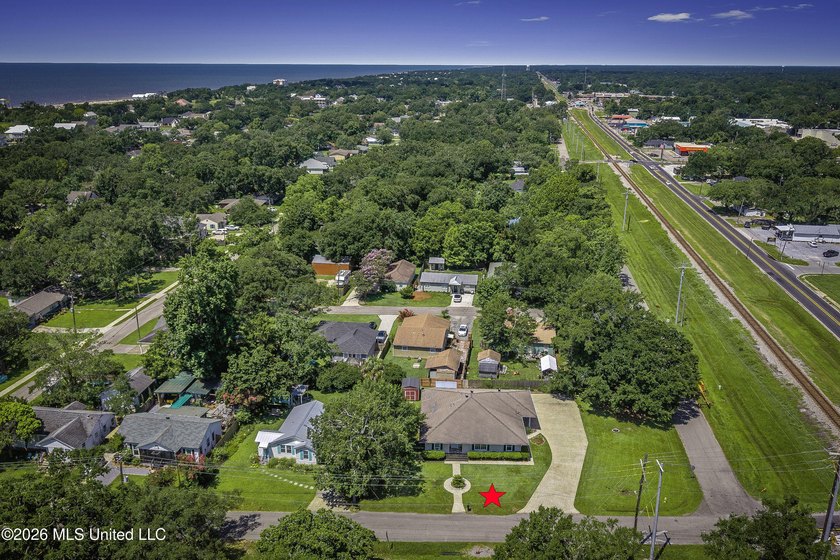 Own your own piece of paradise near the beach! This spacious - photo 42