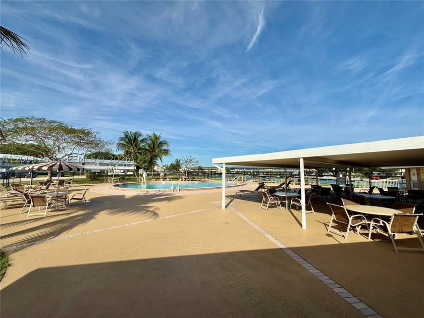 CONDO 55+ BEAUTIFUL AND REMODELED UNIT 1BED/1BATH AND HALF BATH - photo 13