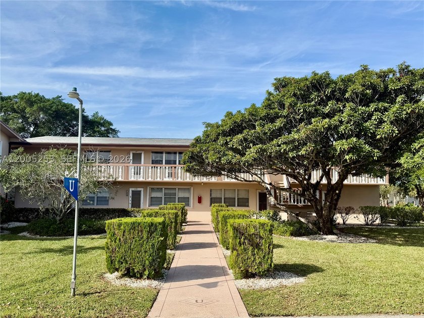 CONDO 55+ BEAUTIFUL AND REMODELED UNIT 1BED/1BATH AND HALF BATH - photo 14