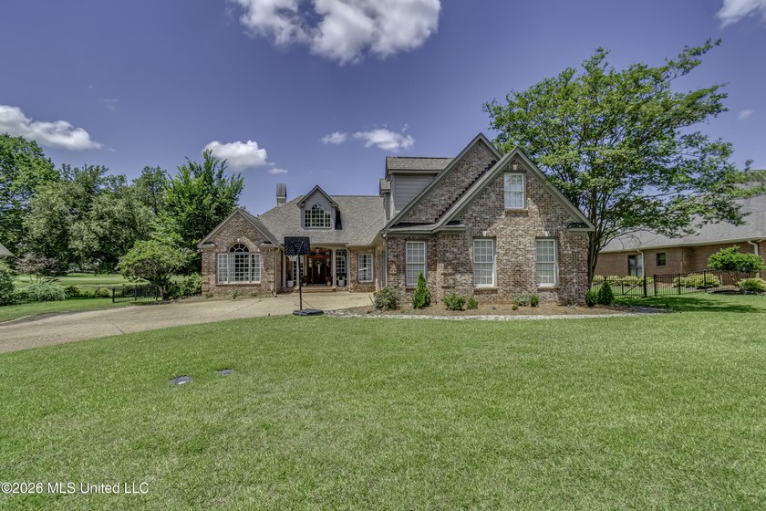 Welcome to 406 Audubon Woods, a rare opportunity to own a - photo 3
