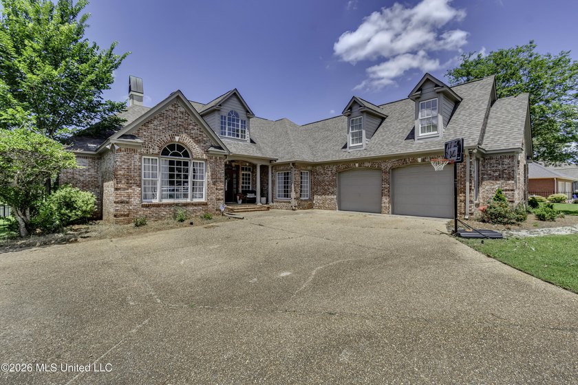Welcome to 406 Audubon Woods, a rare opportunity to own a - photo 4