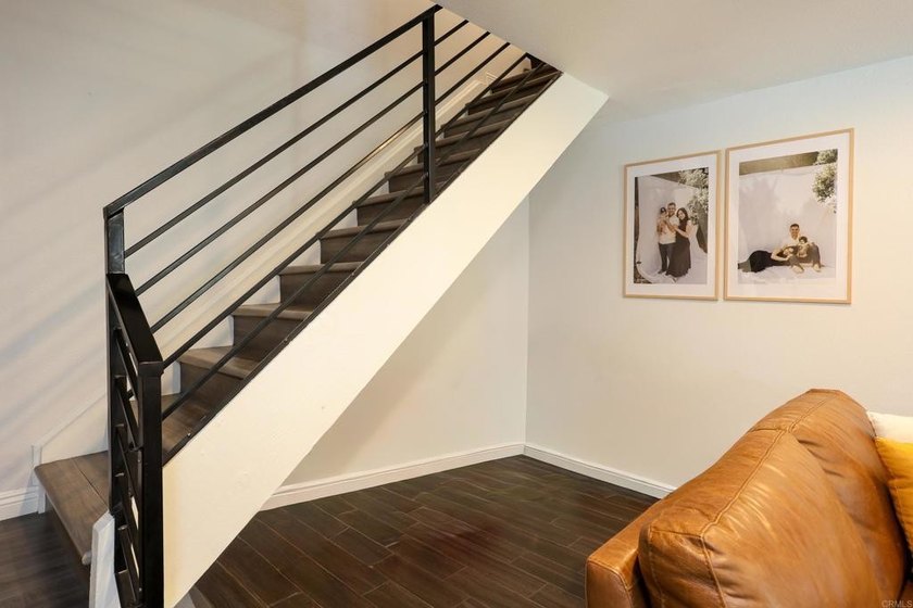 Charming two bedroom, one bathroom condo perfectly positioned in - photo 11