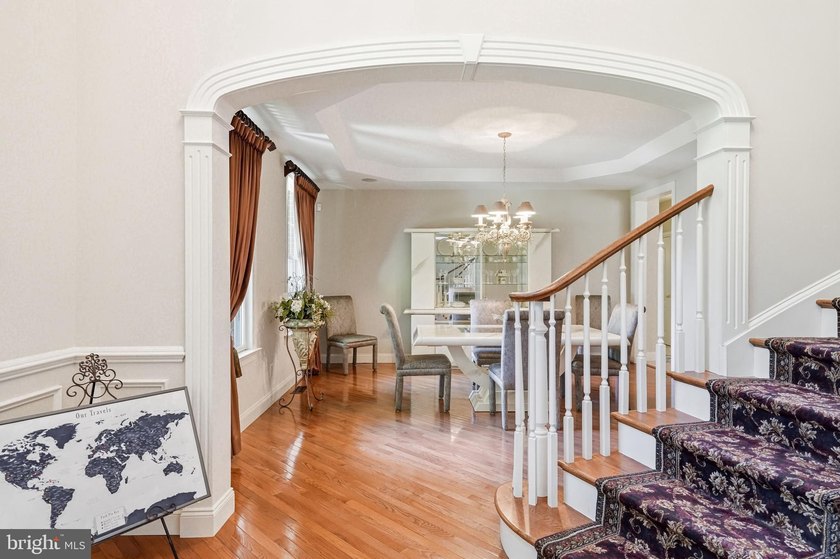 Welcome to 25 Foxtail Court, an extraordinary custom-built - photo 17