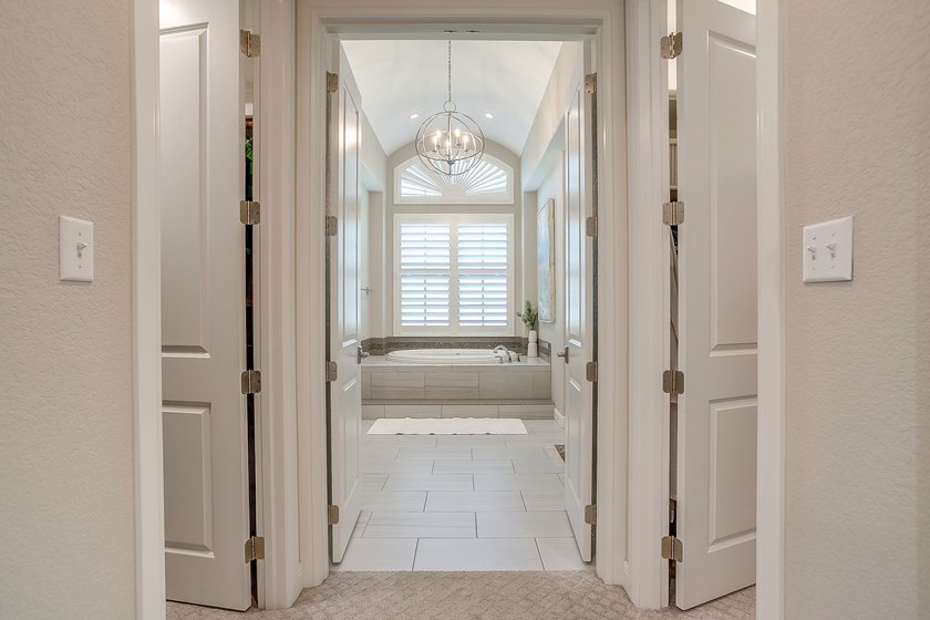 THERE'S NO PLACE LIKE THIS HOME. This is the property where - photo 23