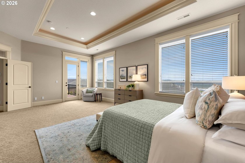 Experience exceptional living in this custom daylight ranch - photo 14