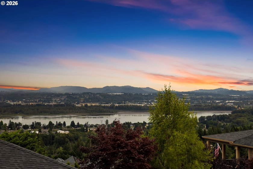 Experience exceptional living in this custom daylight ranch - photo 44