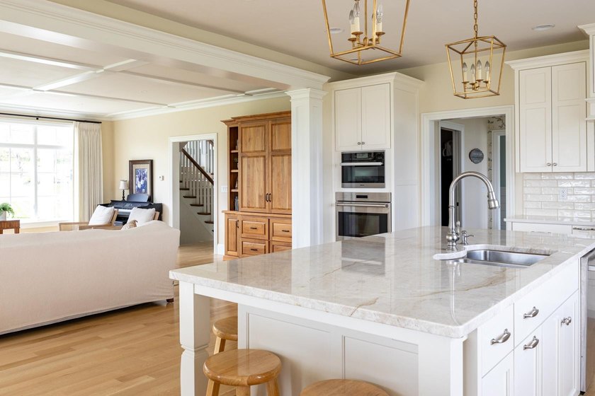 Experience refined country living in this stunning - photo 11